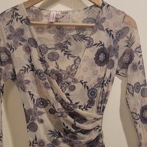 Stretchy Floral Wrap-front Shirt